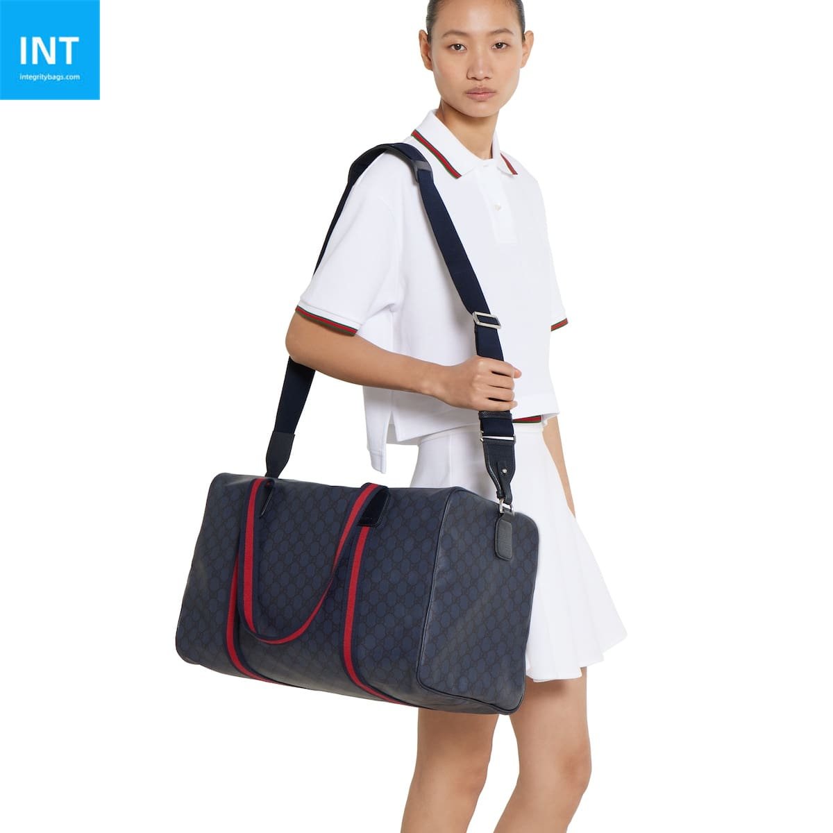 Gvc*1 Medium duffle bag with Web