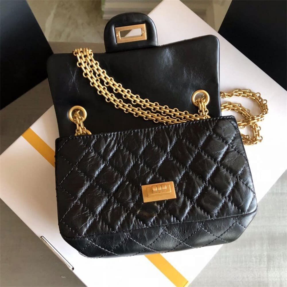 Ch**el MINI 2.55 HANDBAG AS0874