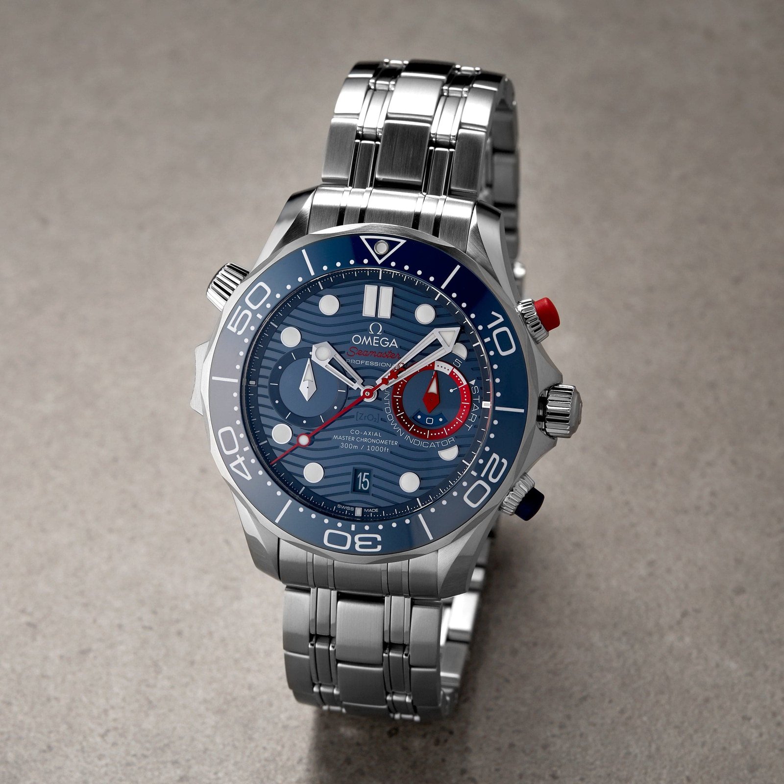 0me*ga Seamaster Diver 300M America’s Cup Edition