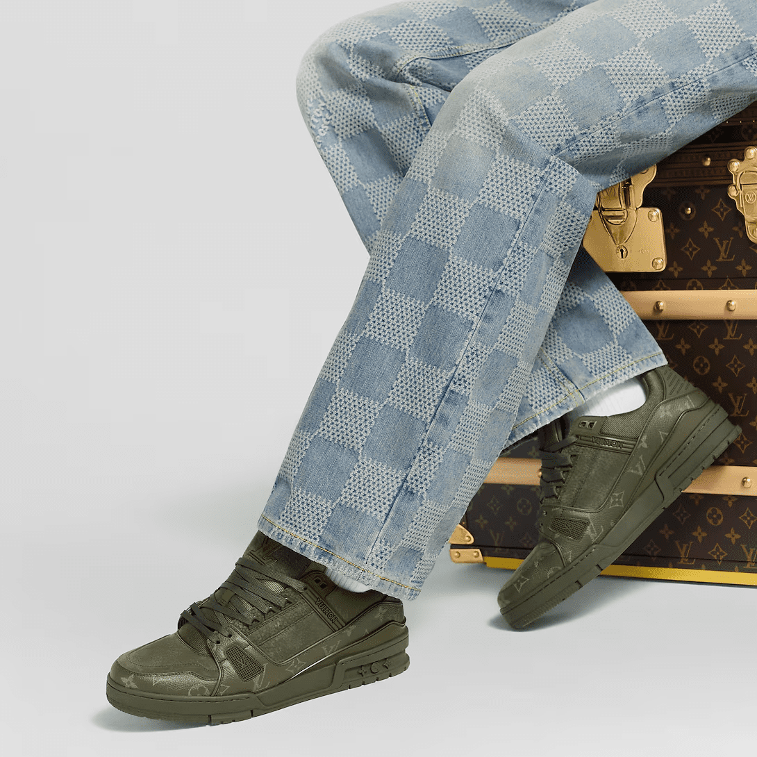 L0vis Vvtt0n 1AHA05 LV Trainer Sneaker