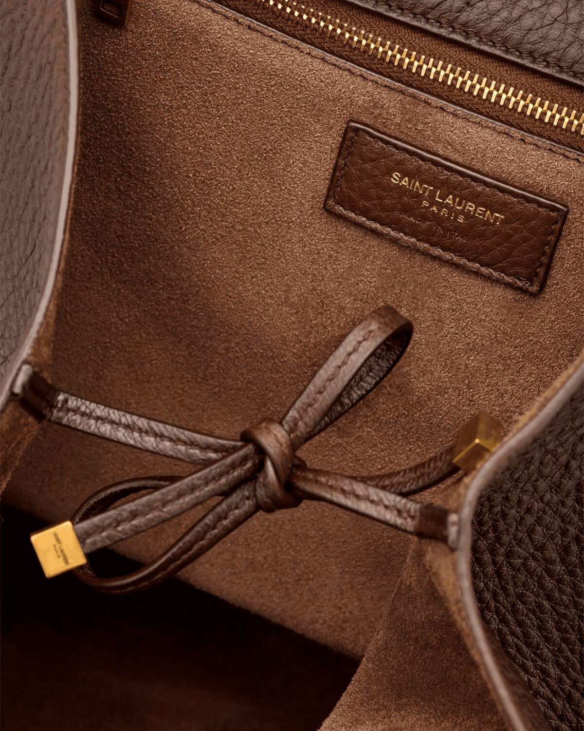 Sa1nt Lau*nt LE 5 À 7 BEA in grained leather