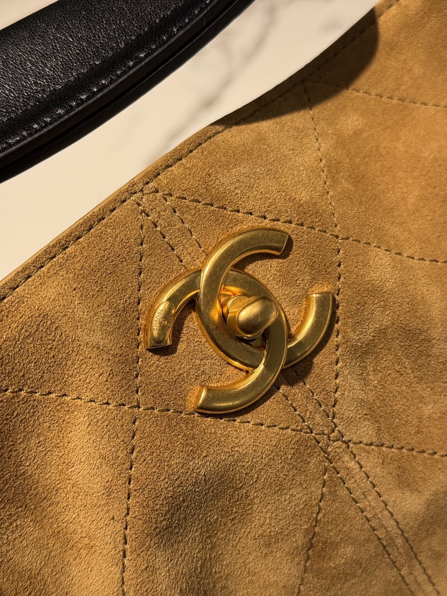 Ch**el 25 Shopping Bag