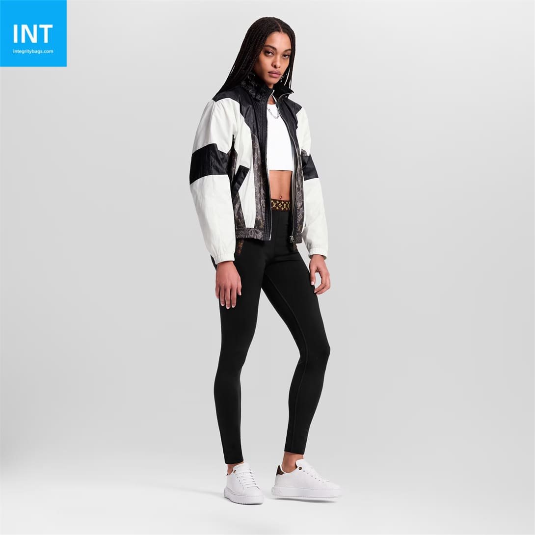 L0vis Vvtt0n 1AAP6M Time Out Sneaker