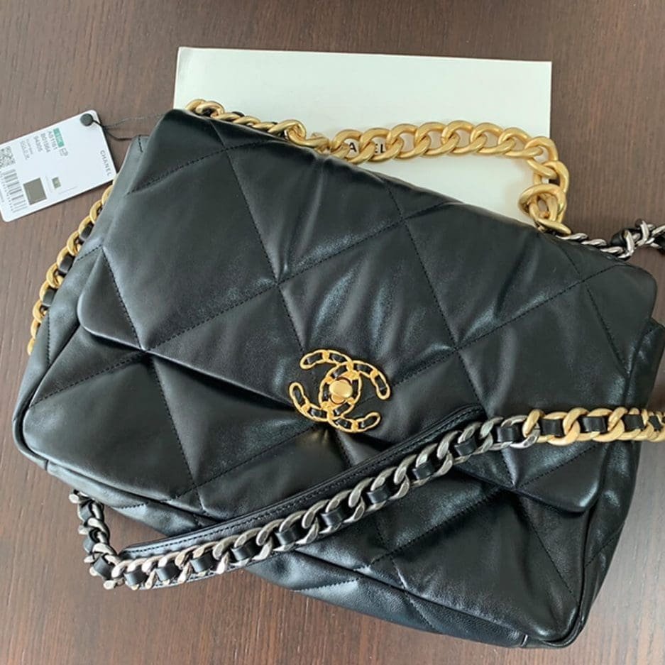 Ch**el 19 Large Handbag AS1161