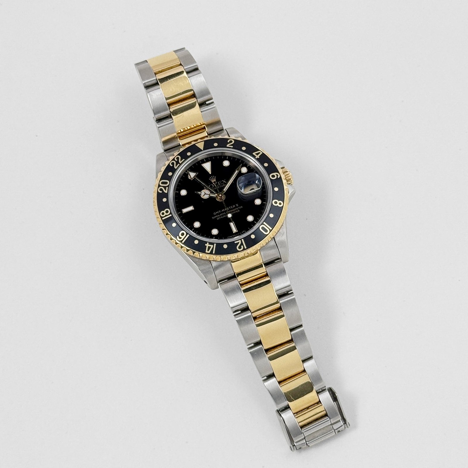 R01ex GMT-Master II 16713 Stainless Steel Yellow Gold Black Dial (1997)