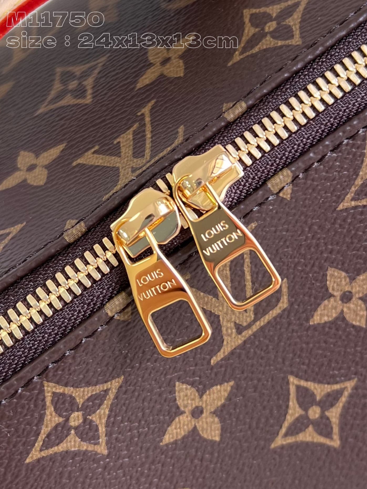 L0vis Vvtt0n M11750 Toiletry Bag (top quality)