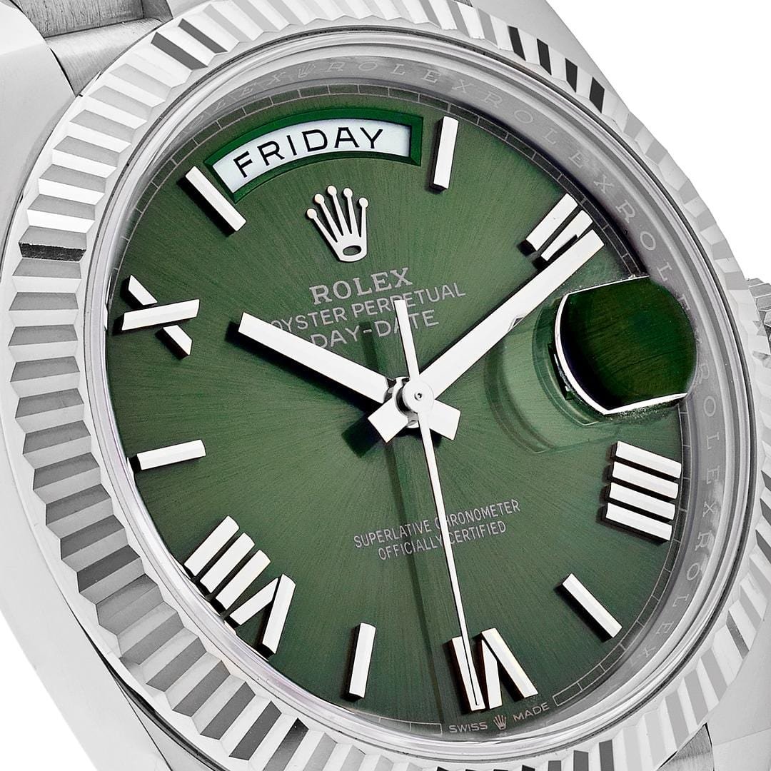 R01ex Day-Date 40 228239 White Gold Olive Dial (2022)