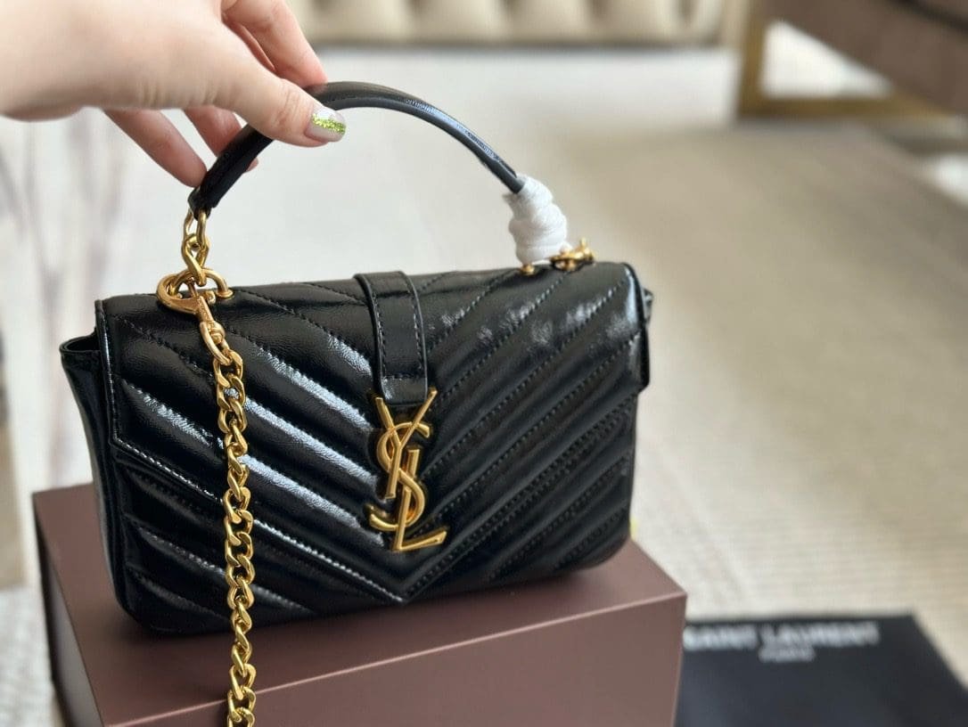 Sa1nt Lau*nt BLACK ‘COLLEGE MINI’ SHOULDER BAG