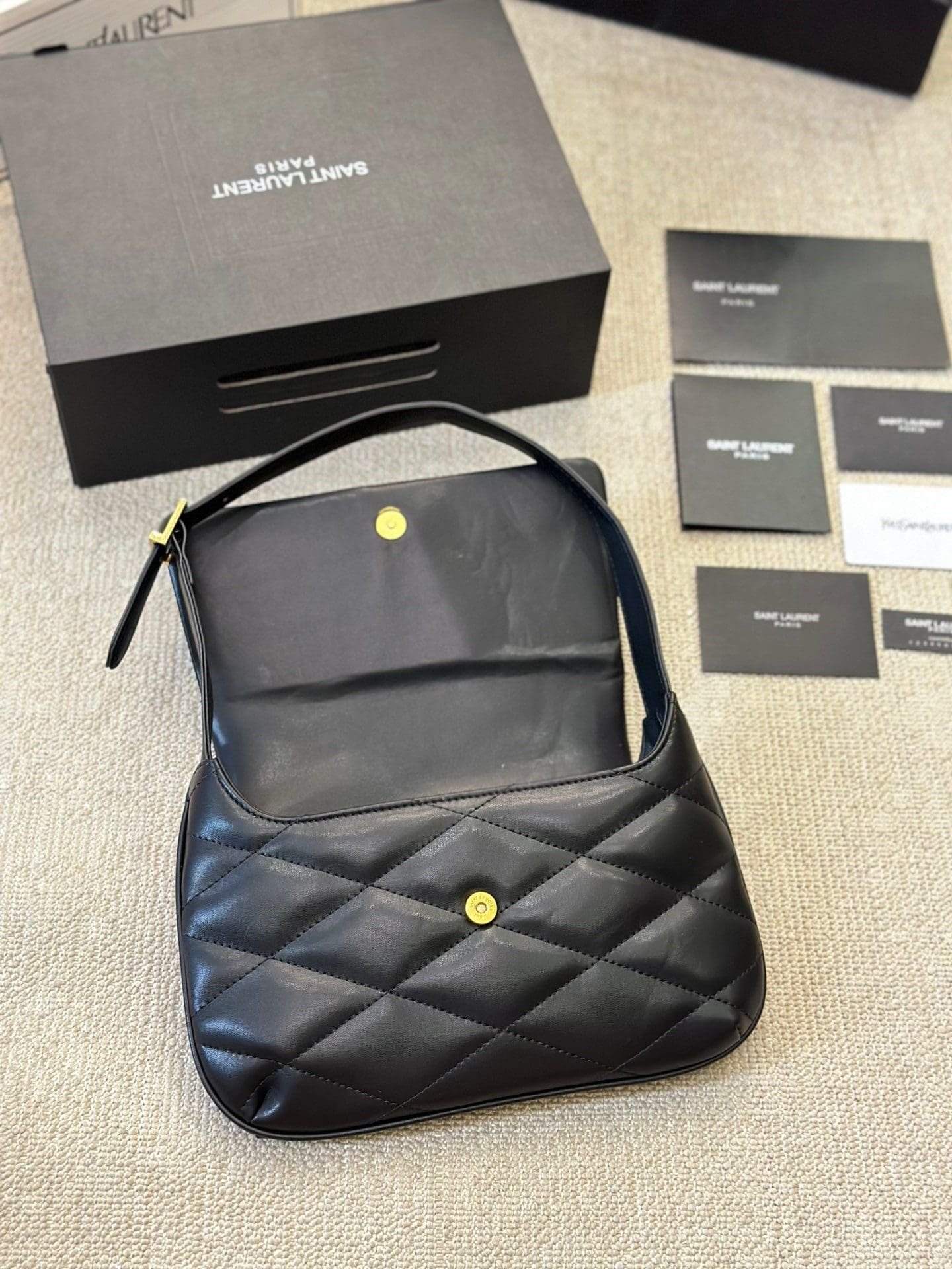 Sa1nt Lau*nt Lambskin Quilted Le 57 D1am0nd Shoulder Bag Black