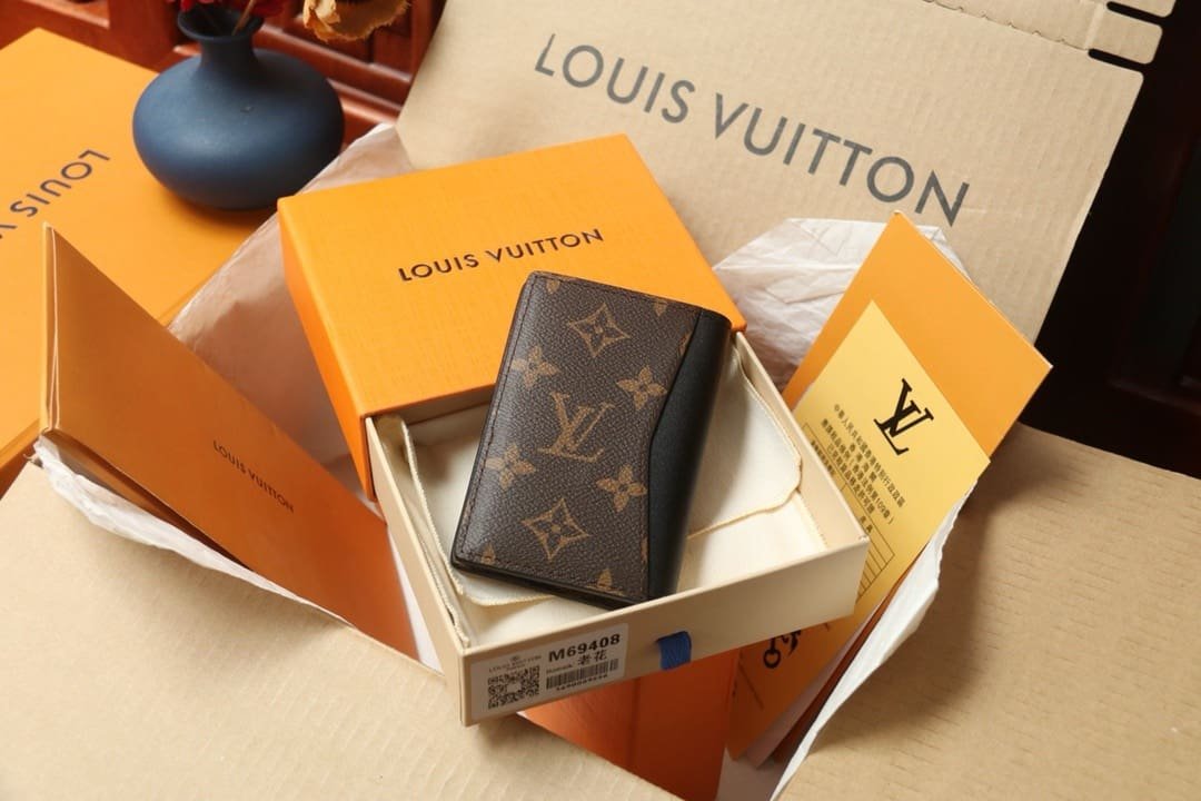 L0vis Vvtt0n M60111 Pocket Organizer