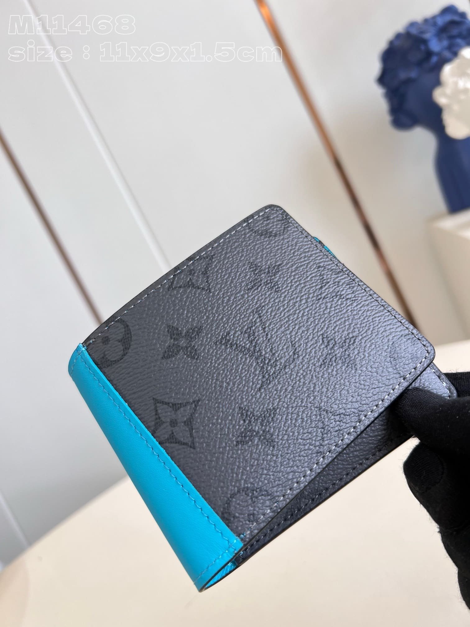 L0vis Vvtt0n M11468 Multiple Wallet