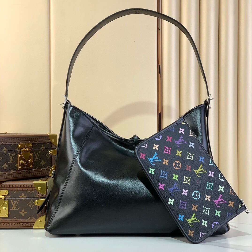 L0vis Vvtt0n M13105 LV x TM CarryAll Vibe MM