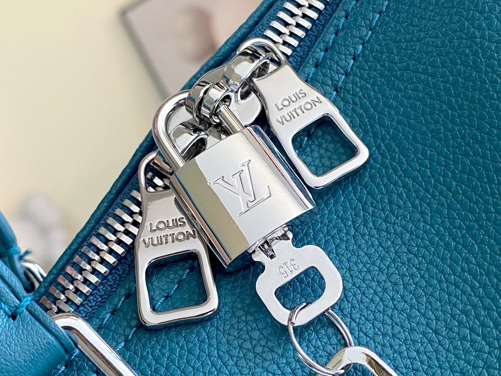 L0vis Vvtt0n M23727 Keepall Bandoulière 50