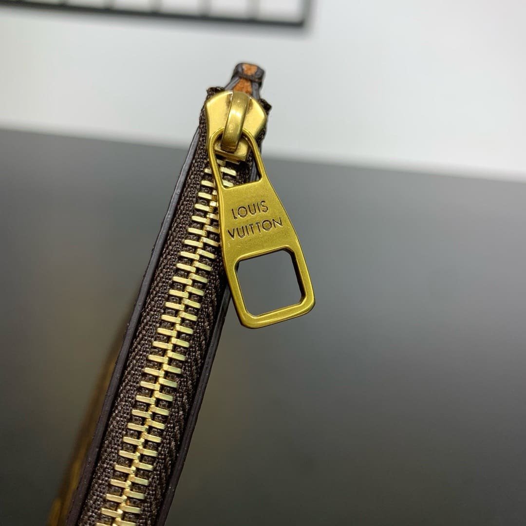 L0vis Vvtt0n M25354 Low Key Hobo PM（Top-quality）
