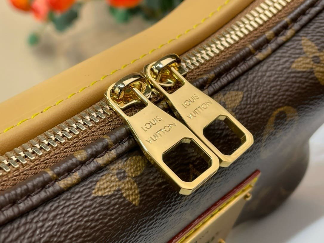 L0vis Vvtt0n M12615 Bone Wearable Wallet