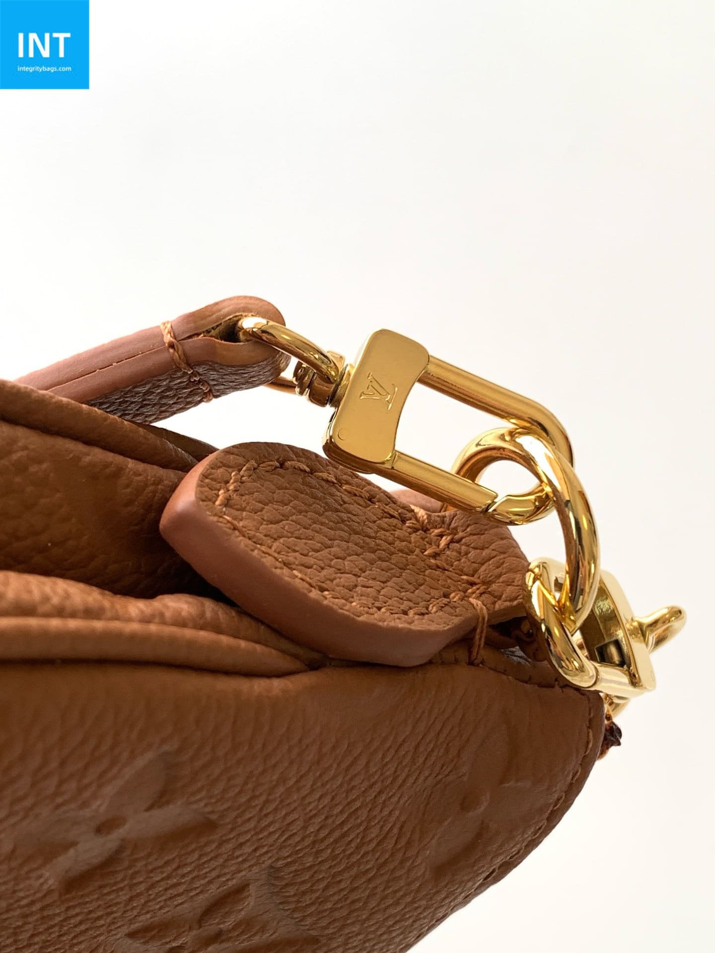 L0vis Vvtt0n M11916 Pochette Liv