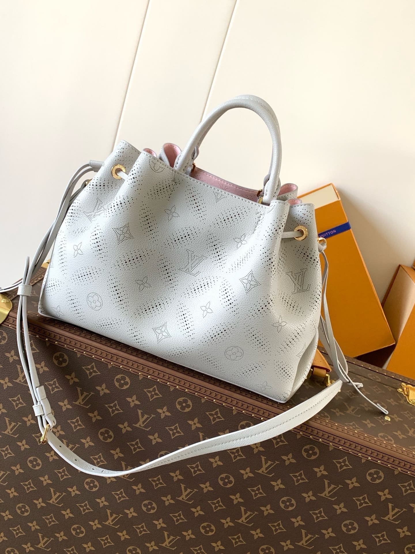 L0vis Vvtt0n M13838 Bella Tote