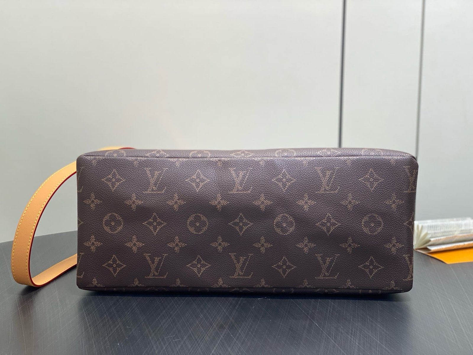 L0vis Vvtt0n M13928 Shopper Tote MM