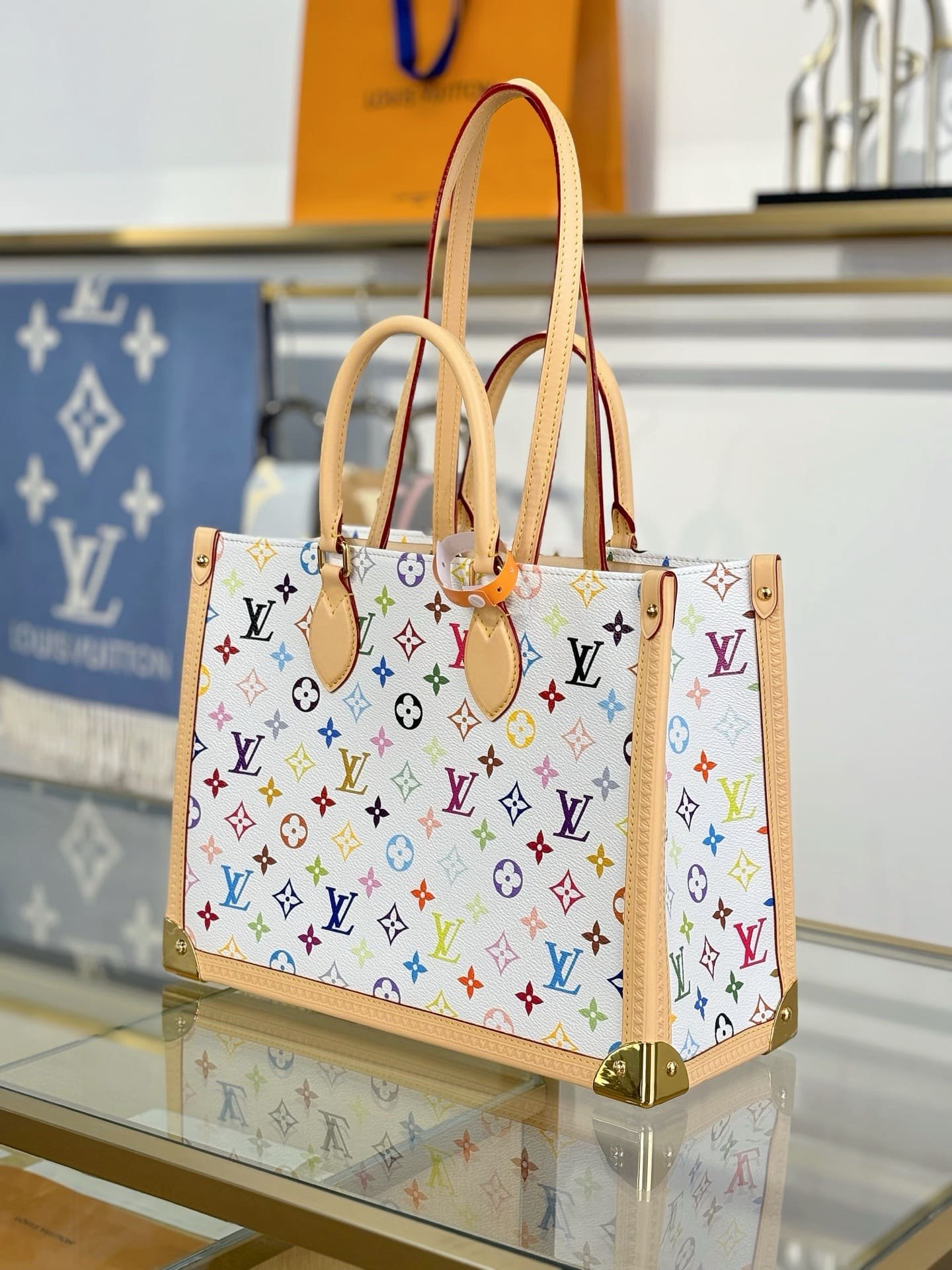 L0vis Vvtt0n M13079 LV x TM OnTheGo MM
