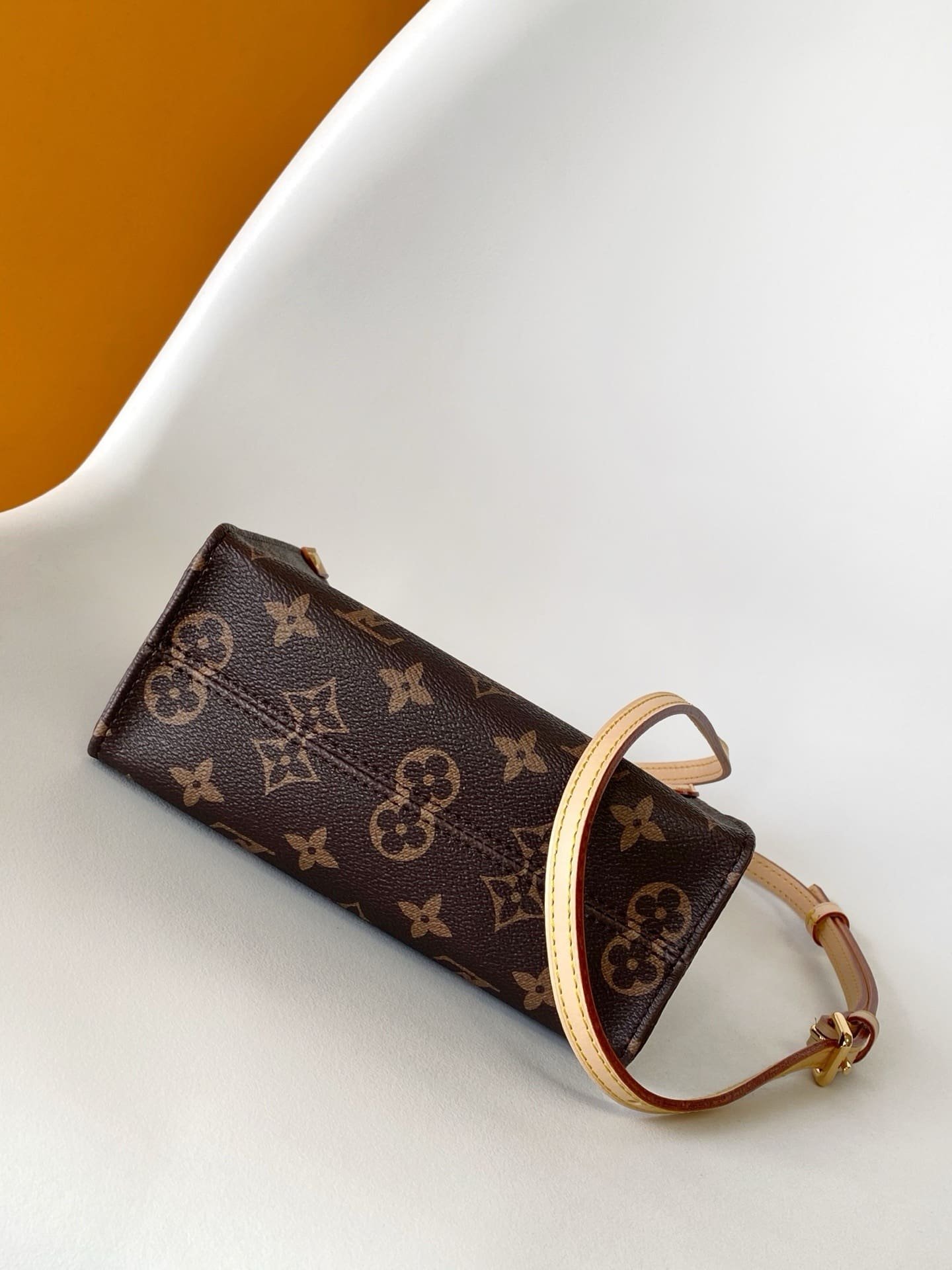 L0vis Vvtt0n M13668 LV x TM ONTHEGO BB Bag