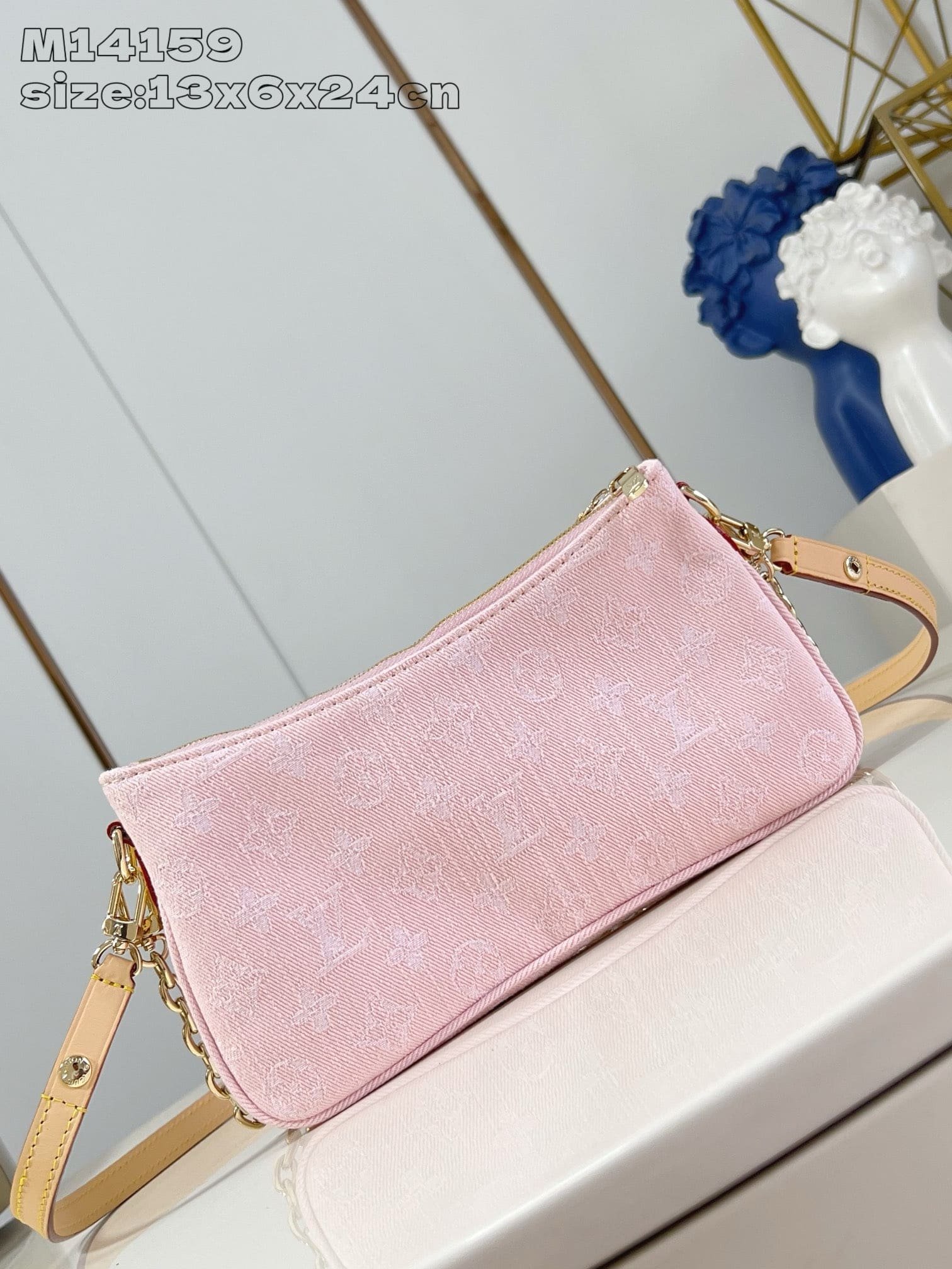 L0vis Vvtt0n M14159 Liv Pochette