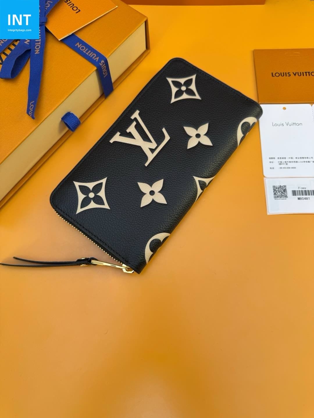L0vis Vvtt0n M80481 Zippy Wallet
