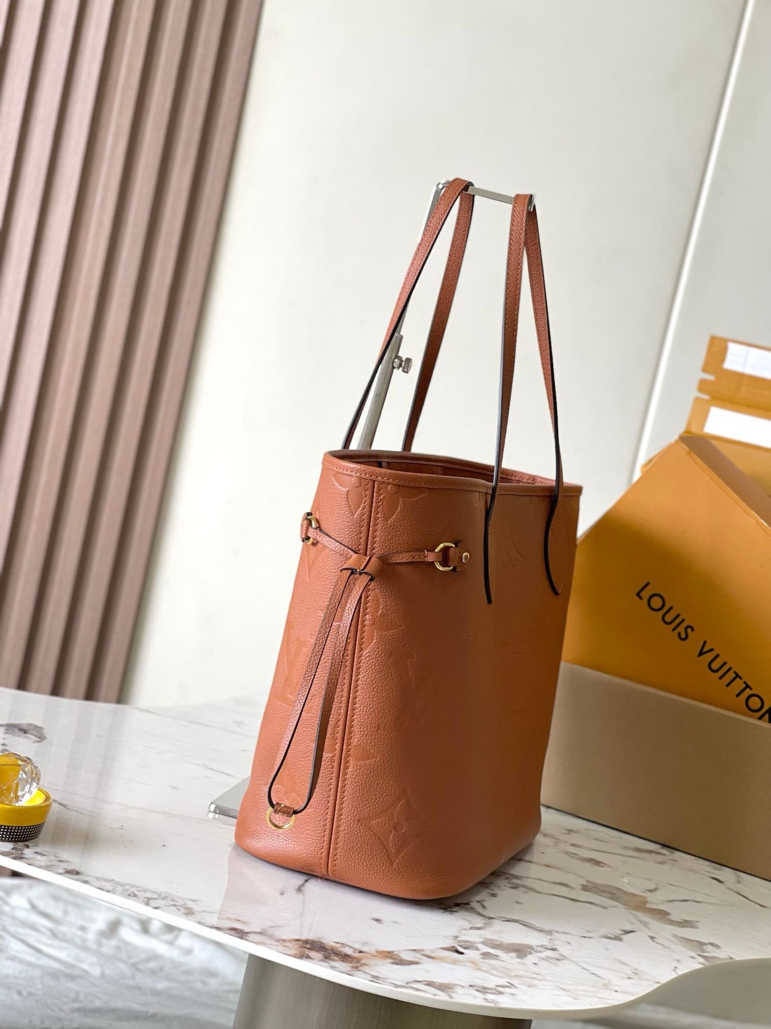 L0vis Vvtt0n M12605 Neverfull MM