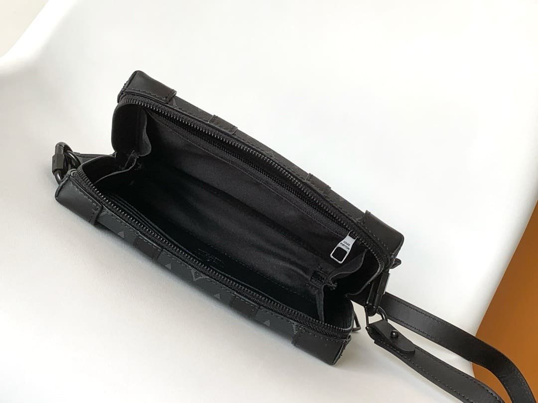 L0vis Vvtt0n M69838 Soft Trunk Wallet