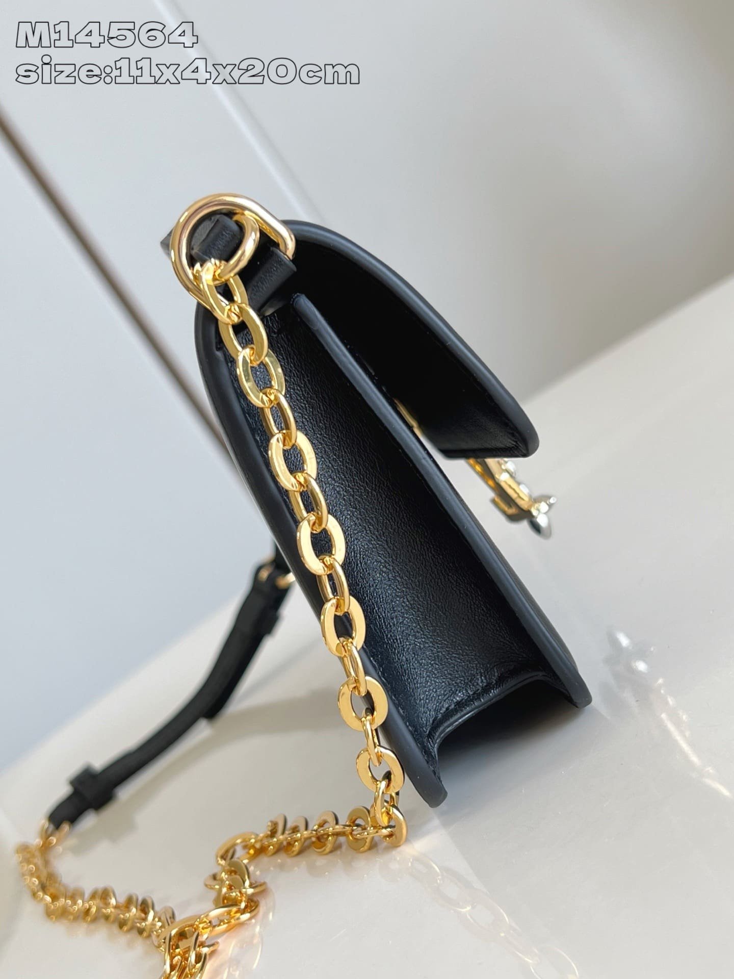 L0vis Vvtt0n M14564 Wallet On Chain LV Bloom