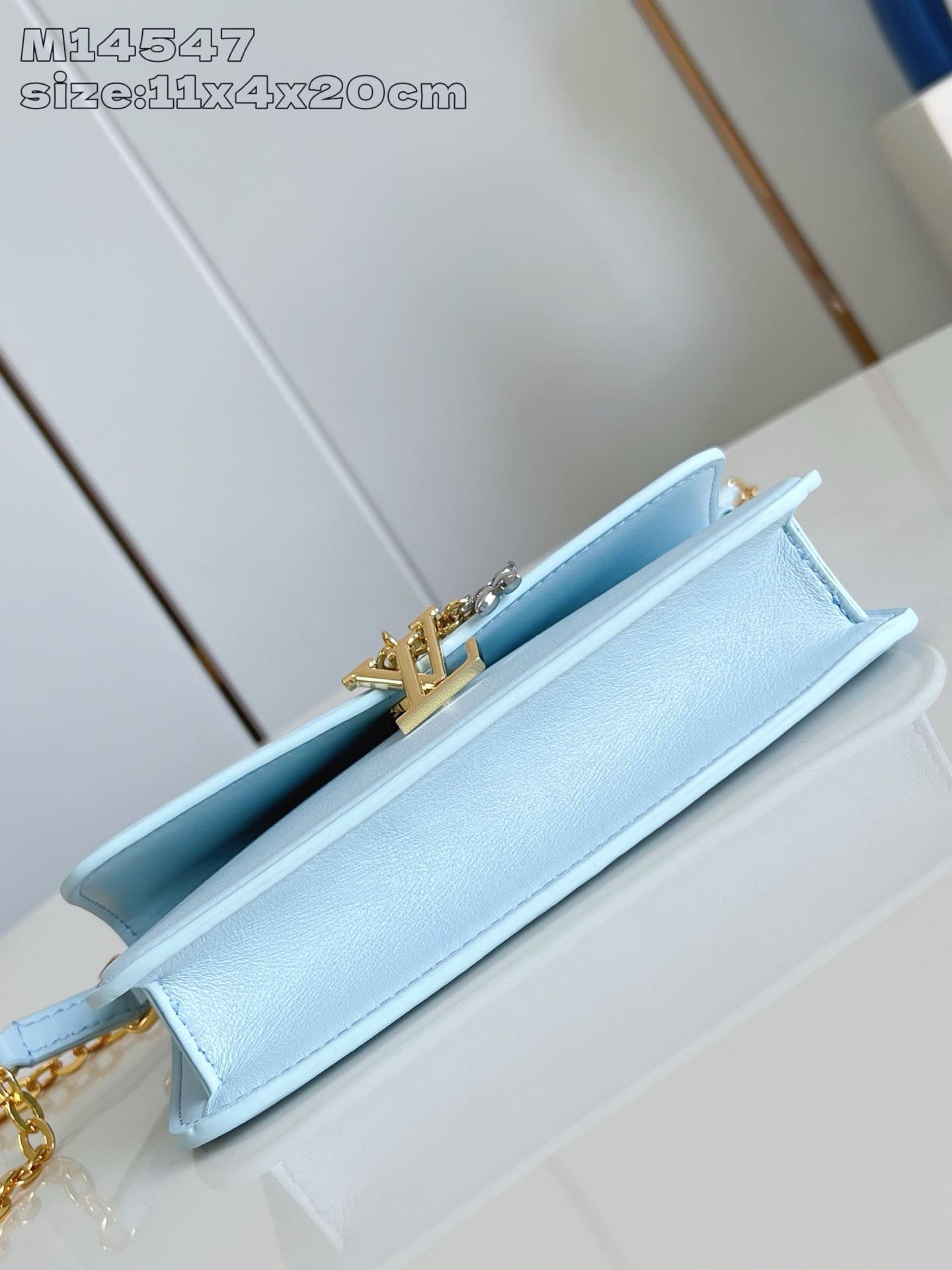 L0vis Vvtt0n M14547 Wallet On Chain LV Bloom