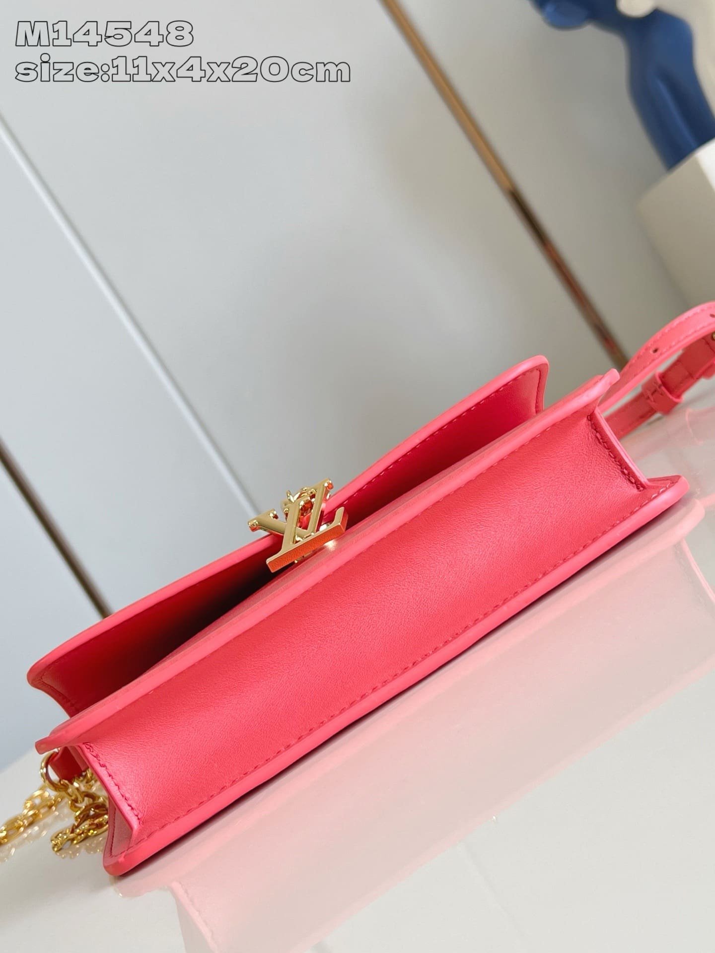 L0vis Vvtt0n M14548 Wallet On Chain LV Bloom