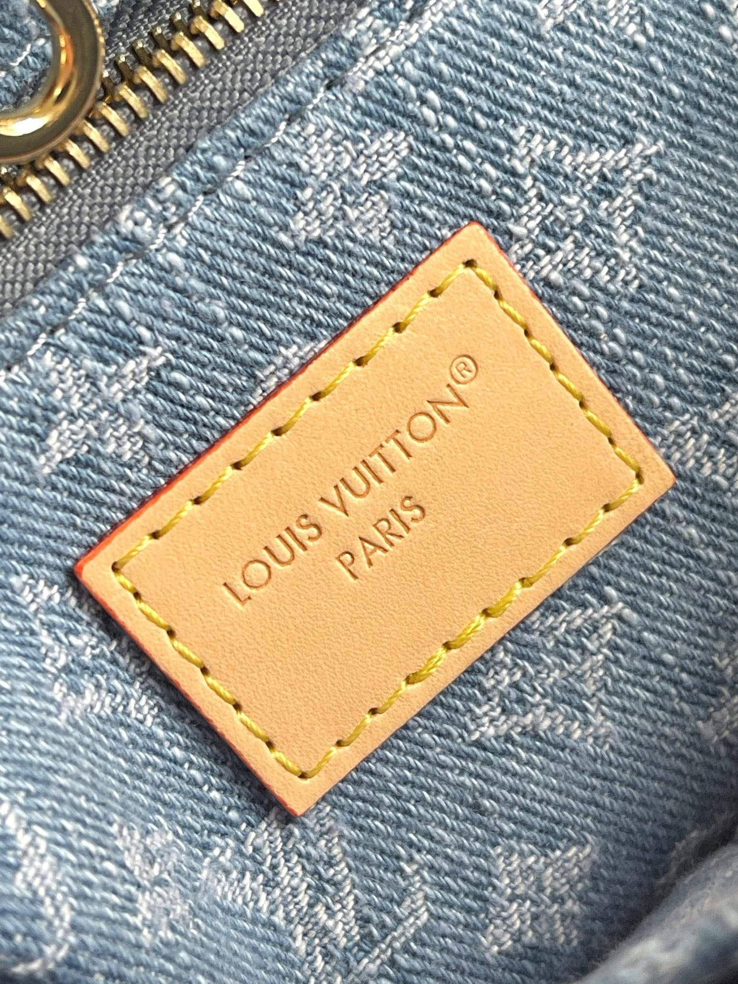 L0vis Vvtt0n M14633 OnTheGo PM