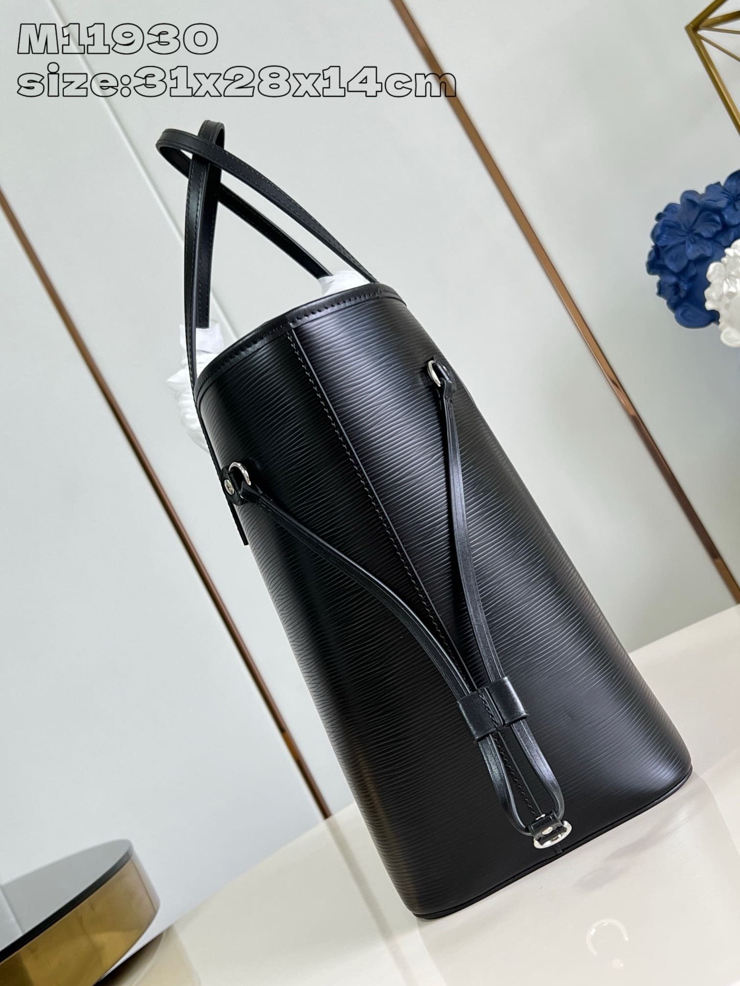 L0vis Vvtt0n M11930 Neverfull MM