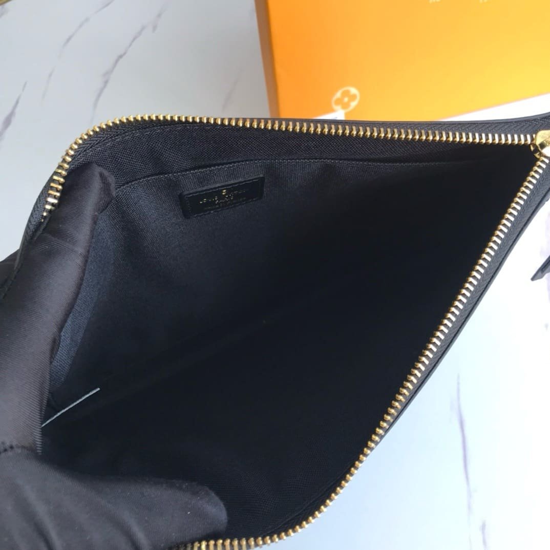 L0vis Vvtt0n M62937 Daily Pouch