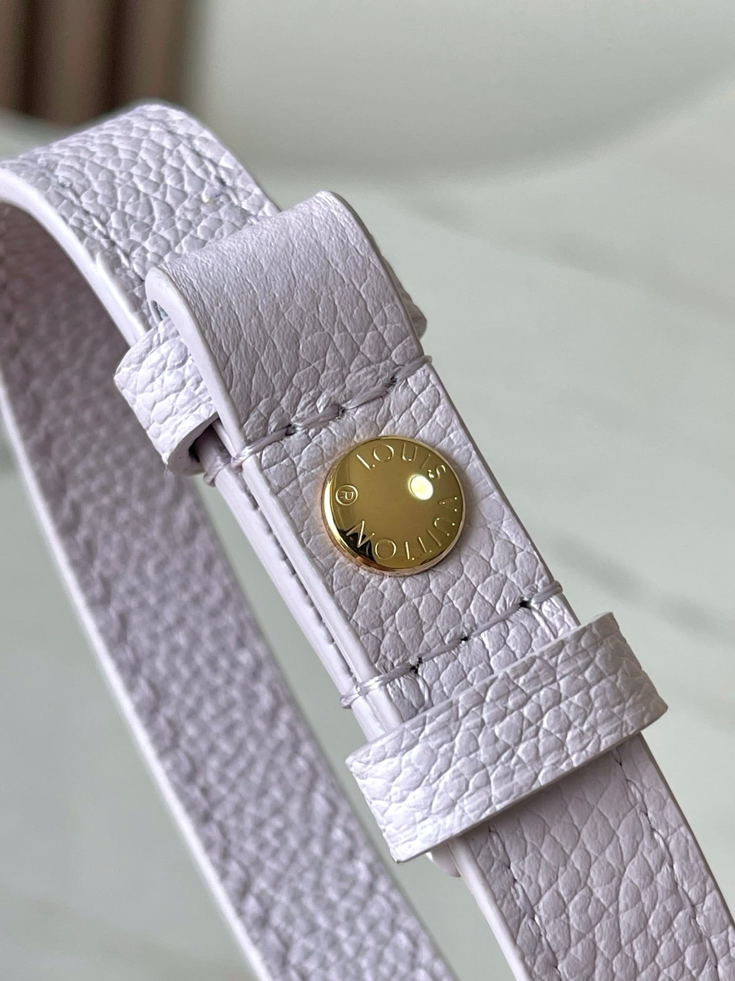L0vis Vvtt0n M25714 Wallet On Chain Ivy