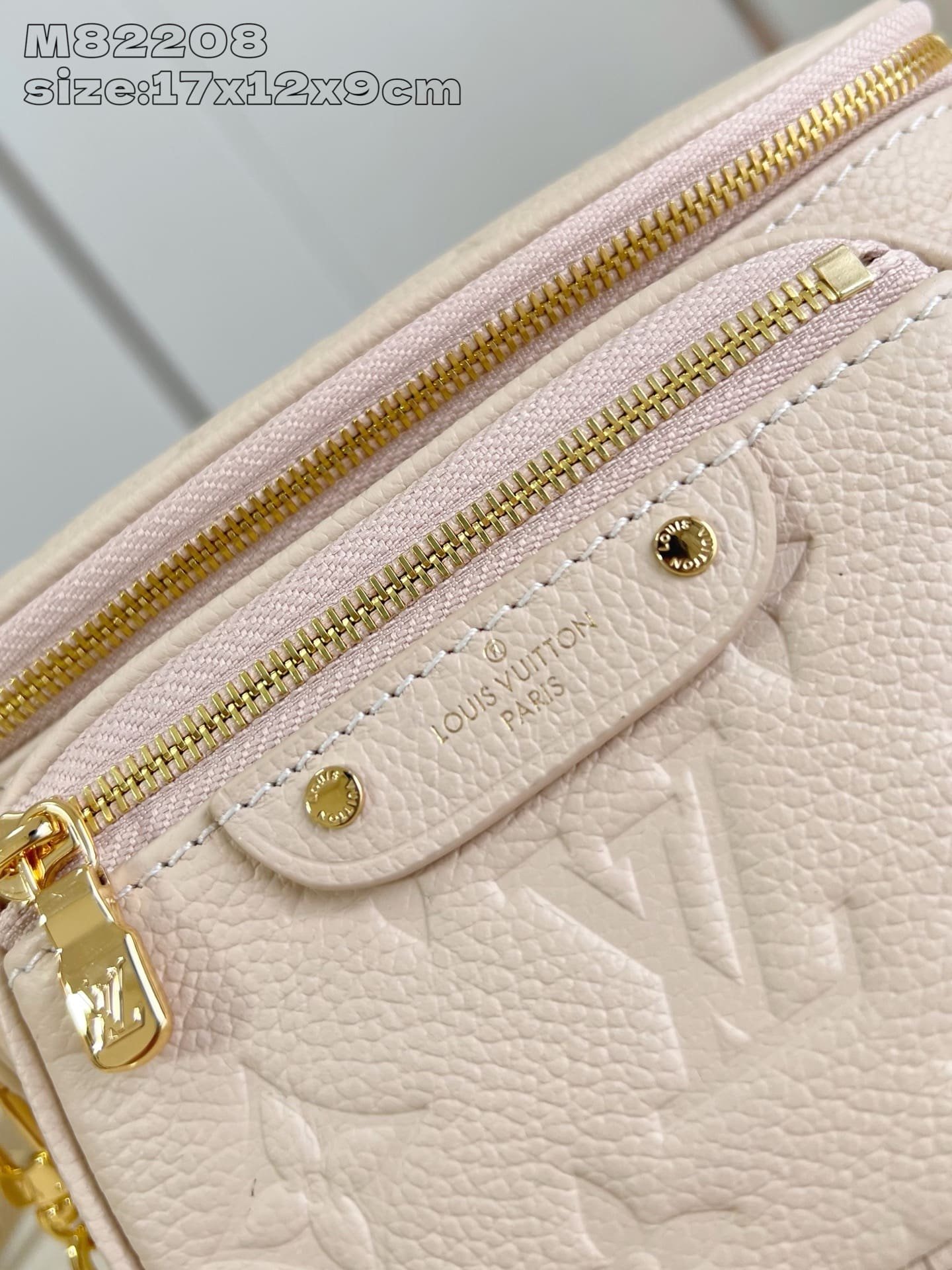 L0vis Vvtt0n M14420 Mini Bumbag