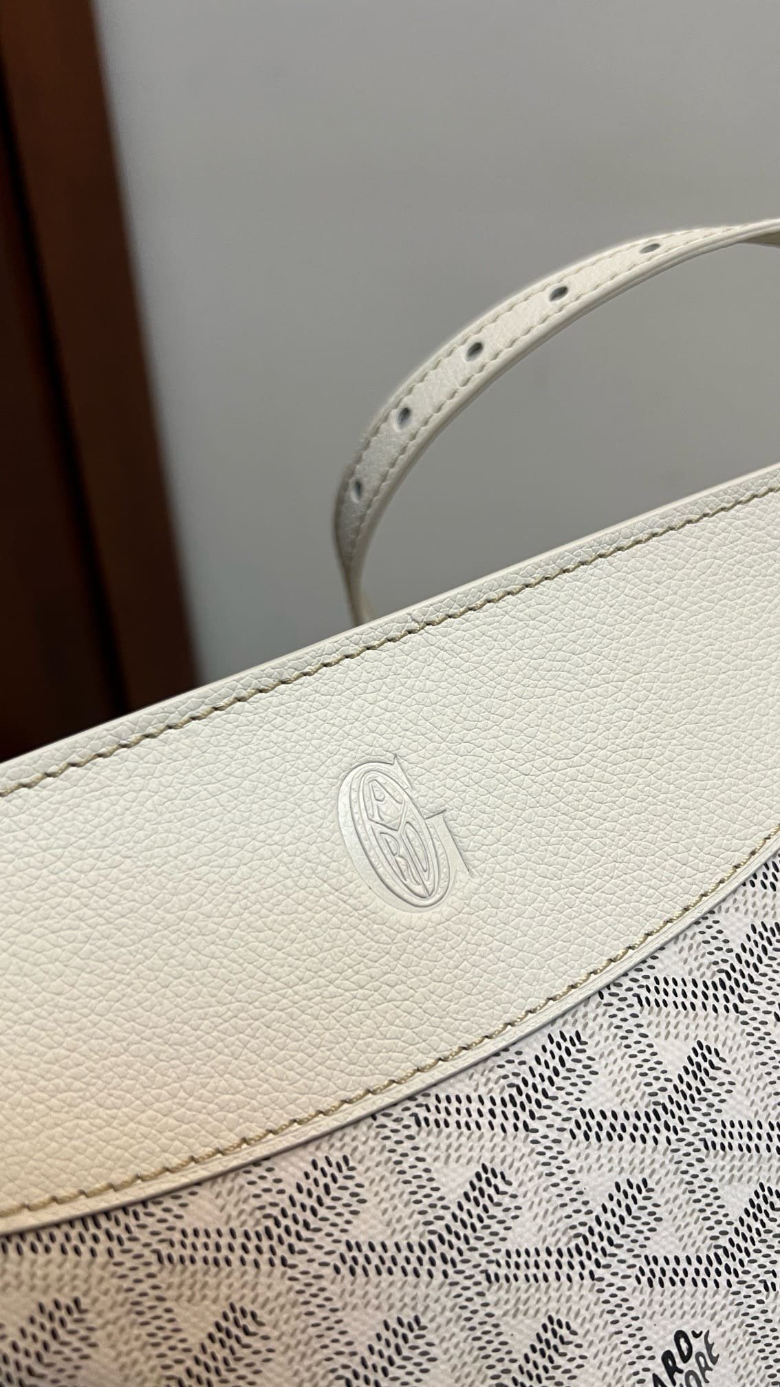 G09ard Hirondelle bag