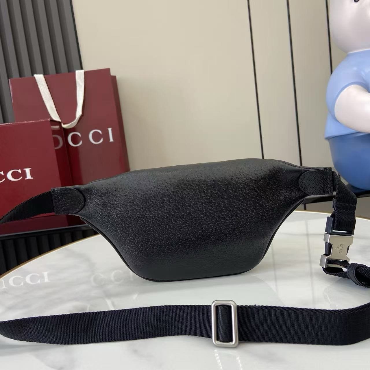 Gvc*1 Ophidia small belt bag