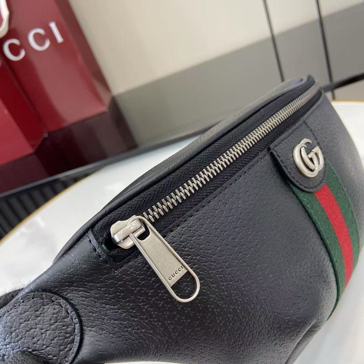 Gvc*1 Ophidia small belt bag