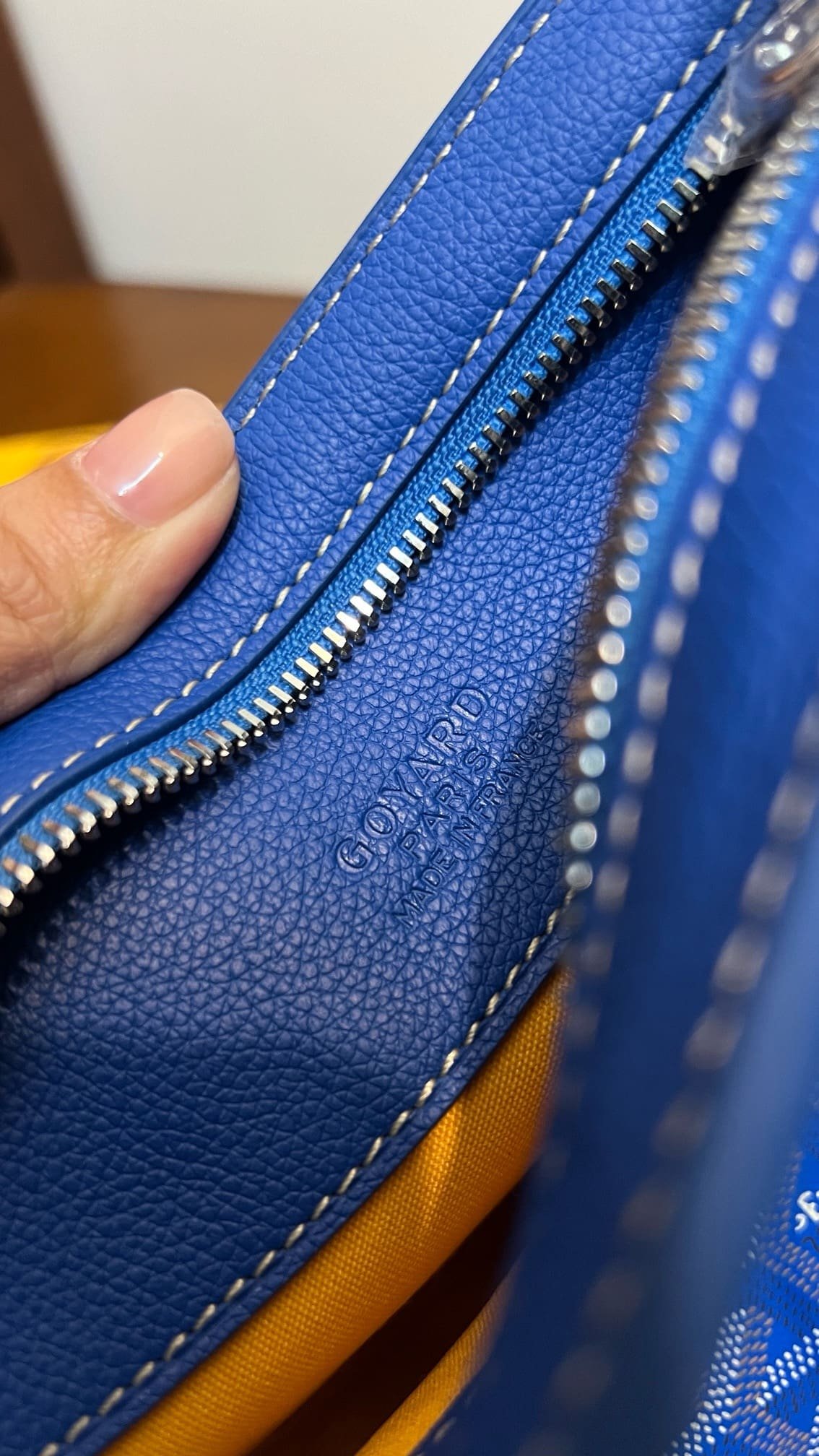 G09ard Hirondelle bag
