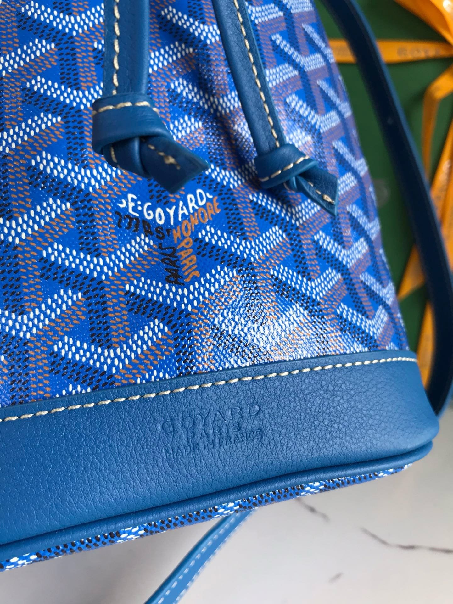 G09ard Petit Flot Bucket Bag
