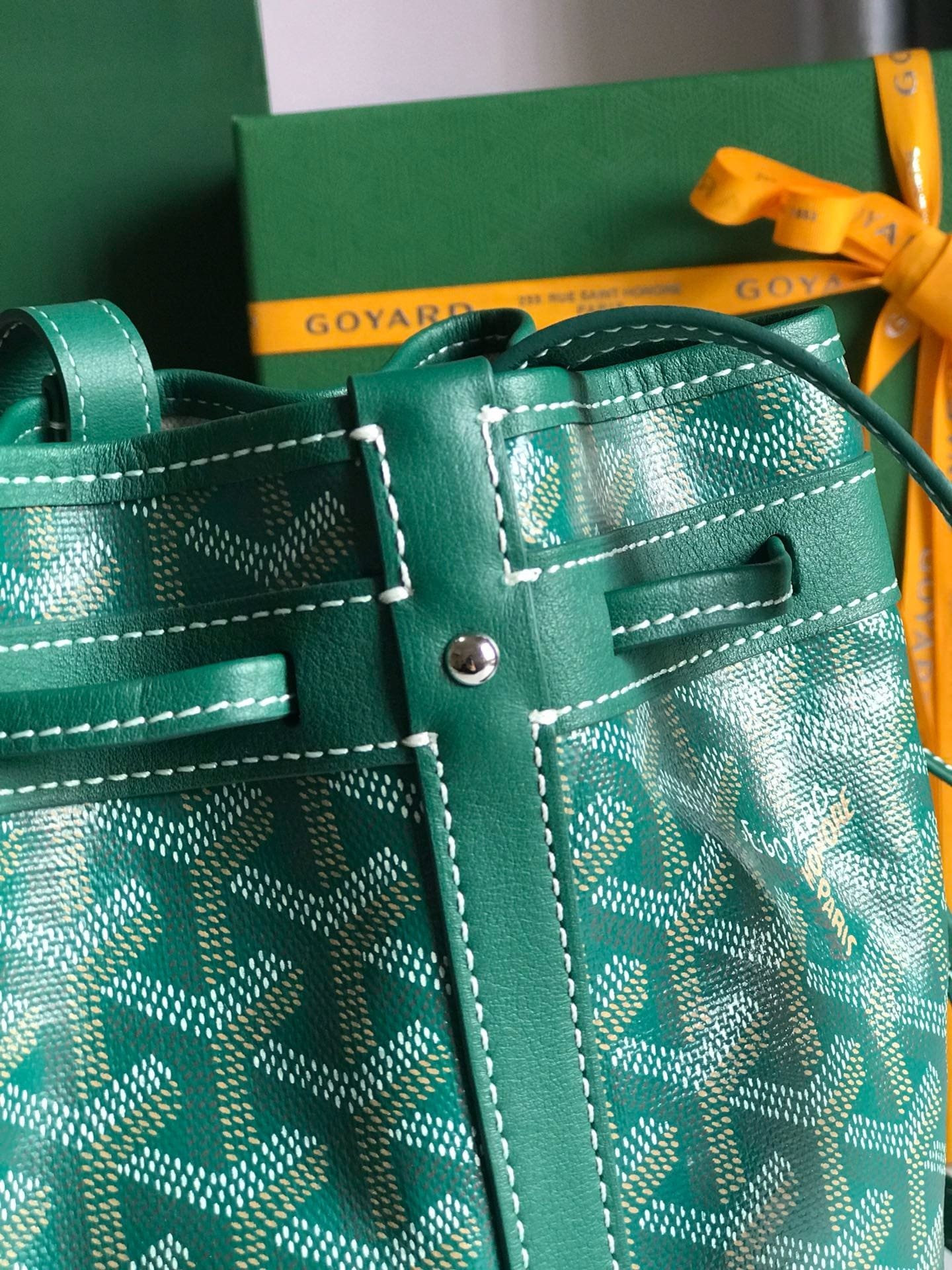 G09ard Petit Flot Bucket Bag