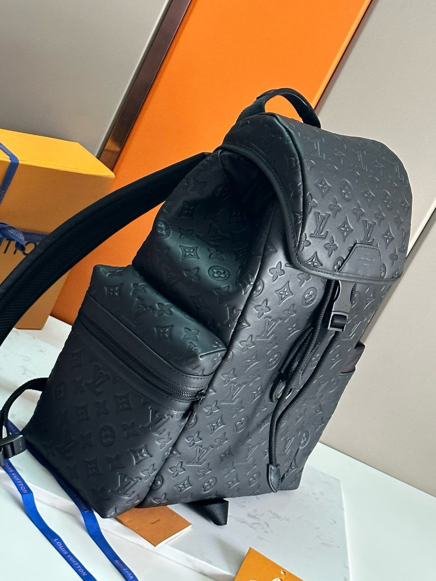 L0vis Vvtt0n M43680 Discovery Backpack