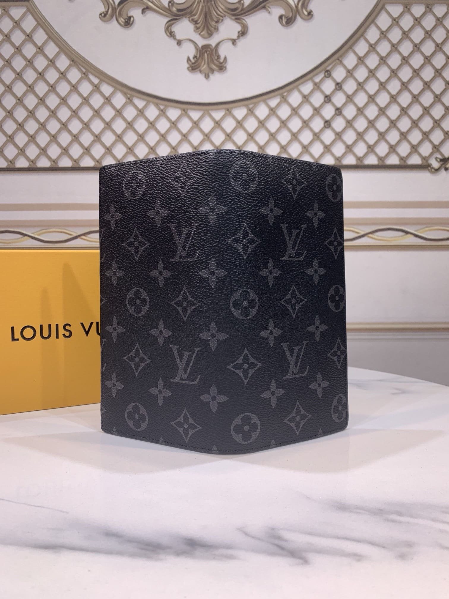 L0vis Vvtt0n M61697 Brazza Wallet