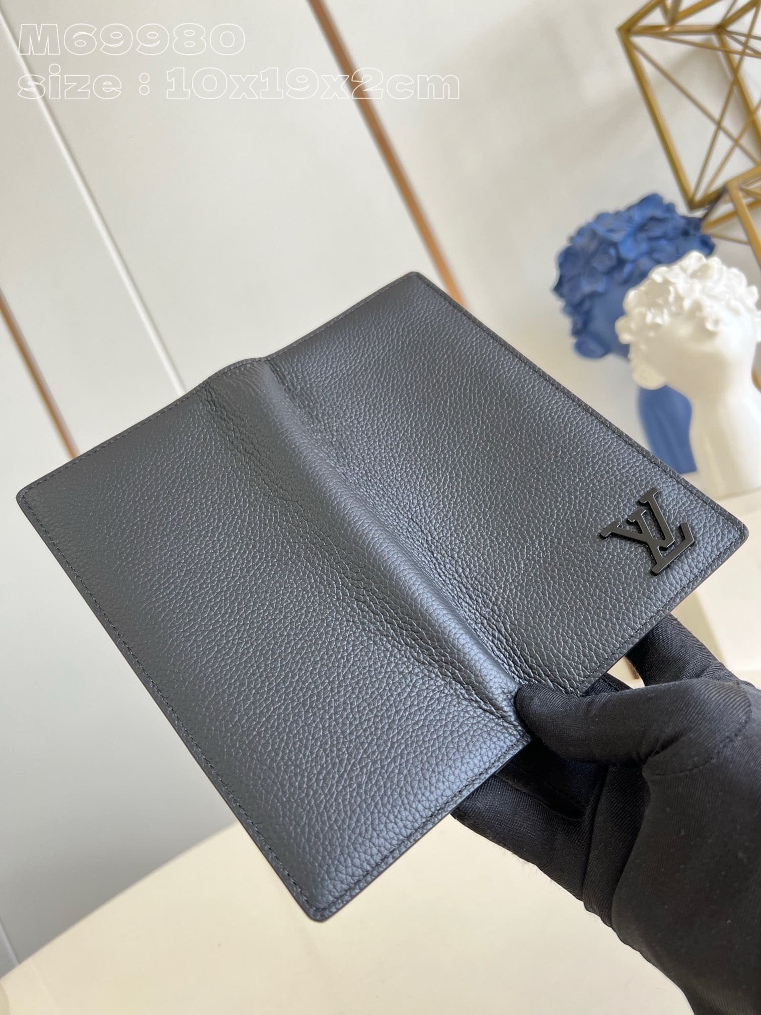 L0vis Vvtt0n M69980 Brazza Wallet