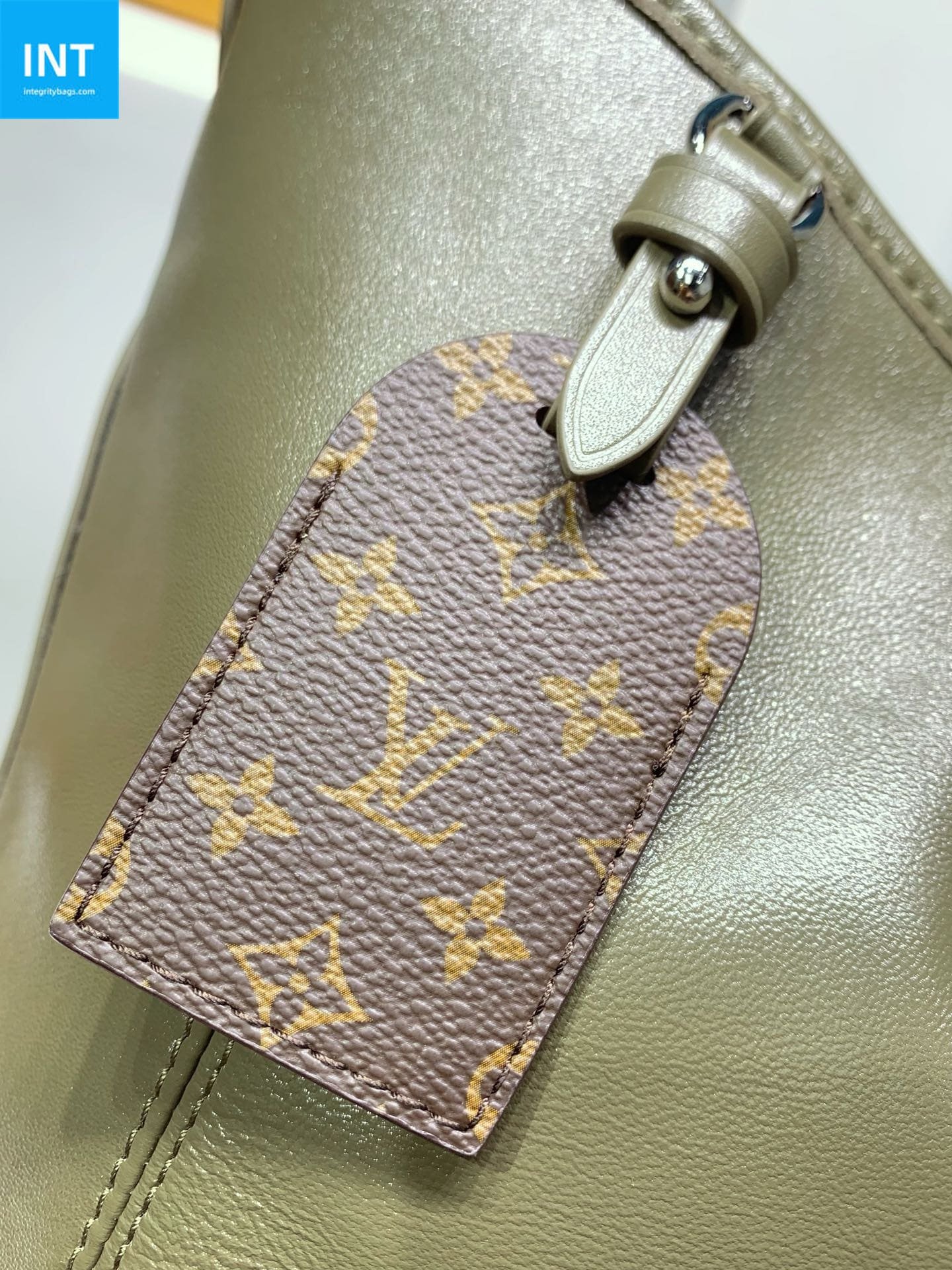 L0vis Vvtt0n M14268 Carryall Vibe MM