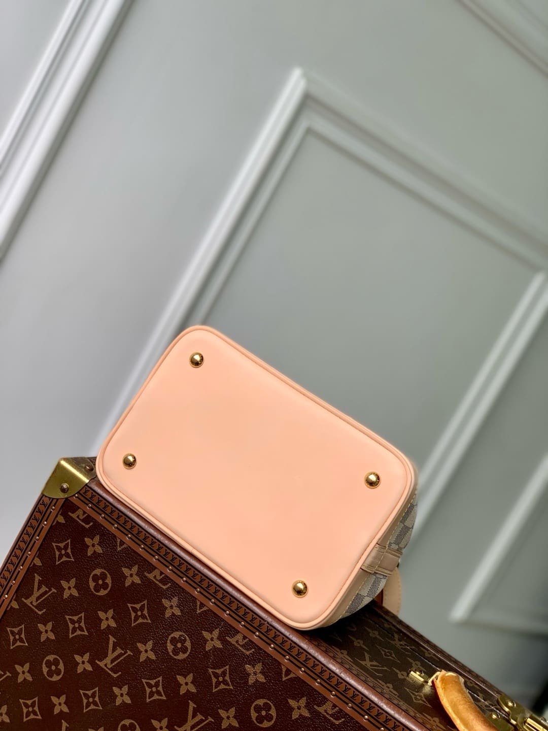 L0vis Vvtt0n N40594 Noé BB