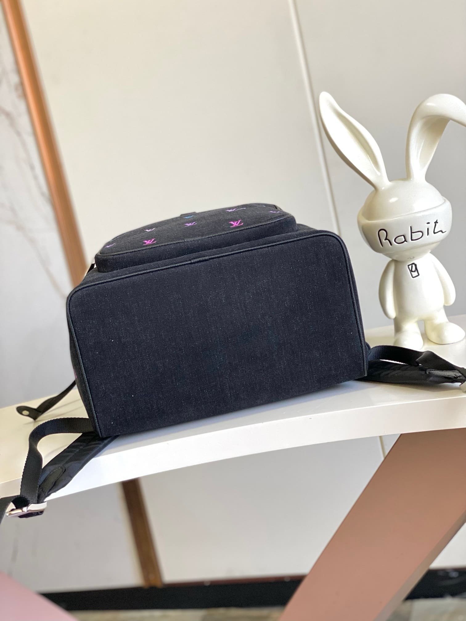 L0vis Vvtt0n M14135 Montsouris Backpack