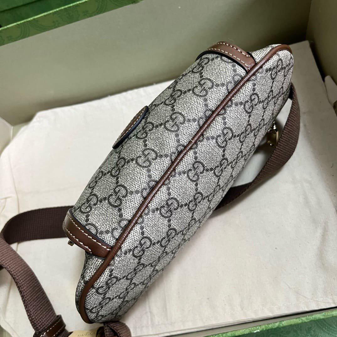 Gvc*1 BELT BAG WITH INTERLOCKING G