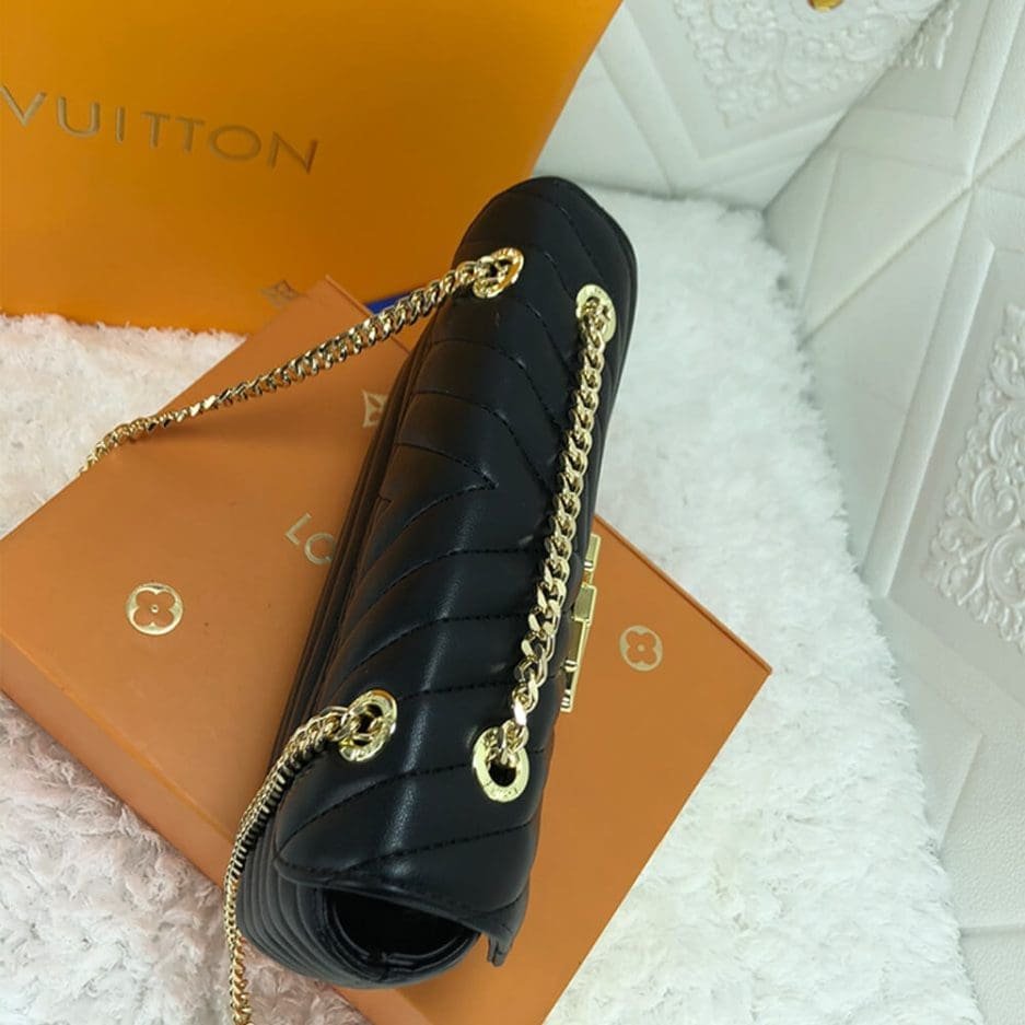 L0vis Vvtt0n NEW WAVE CHAIN BAG M58552